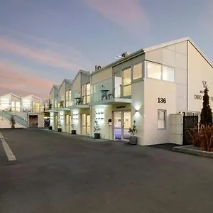 V Motel